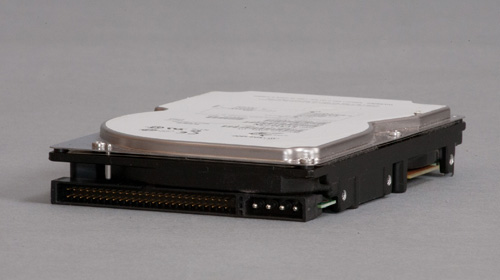 3.5 LP SCSI narrow-50 pin, SCSI wide-68 pin, SCSI 80 pin hard drives